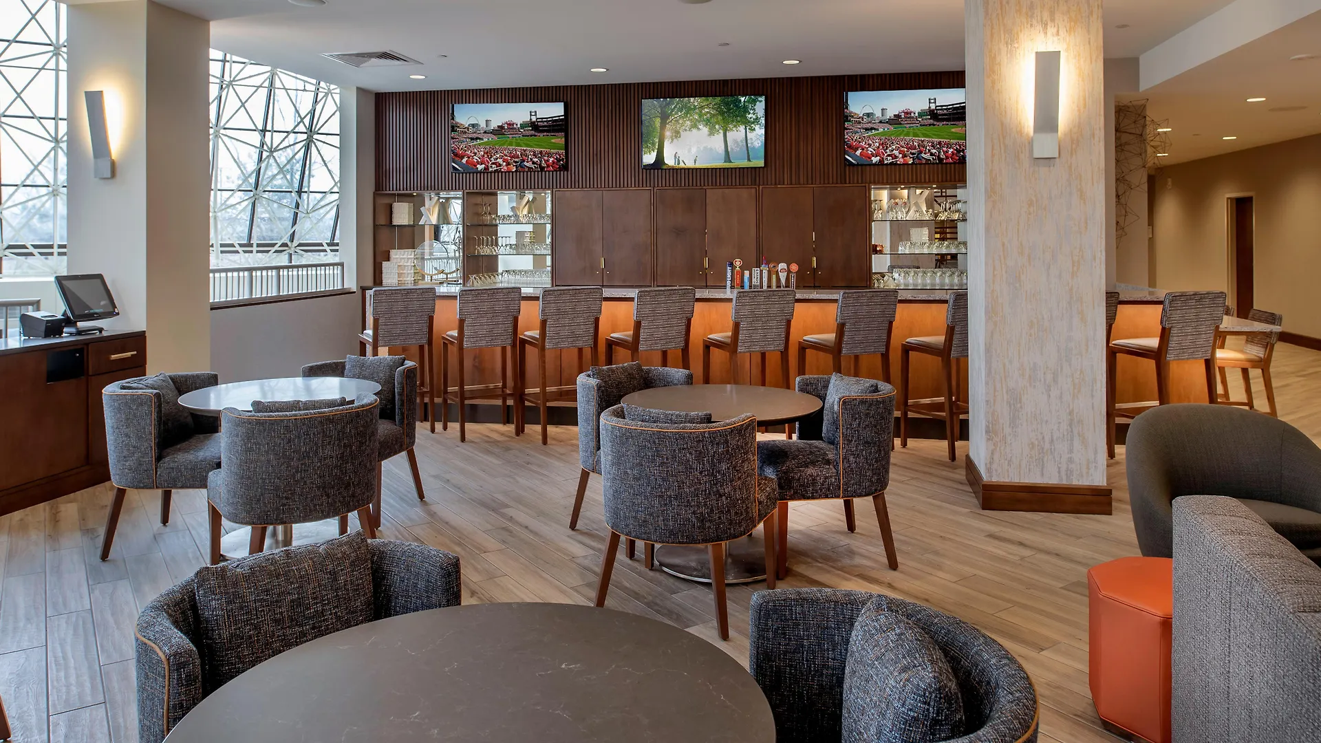 Crowne Plaza Hotel St. Louis Airport By Ihg Bridgeton
