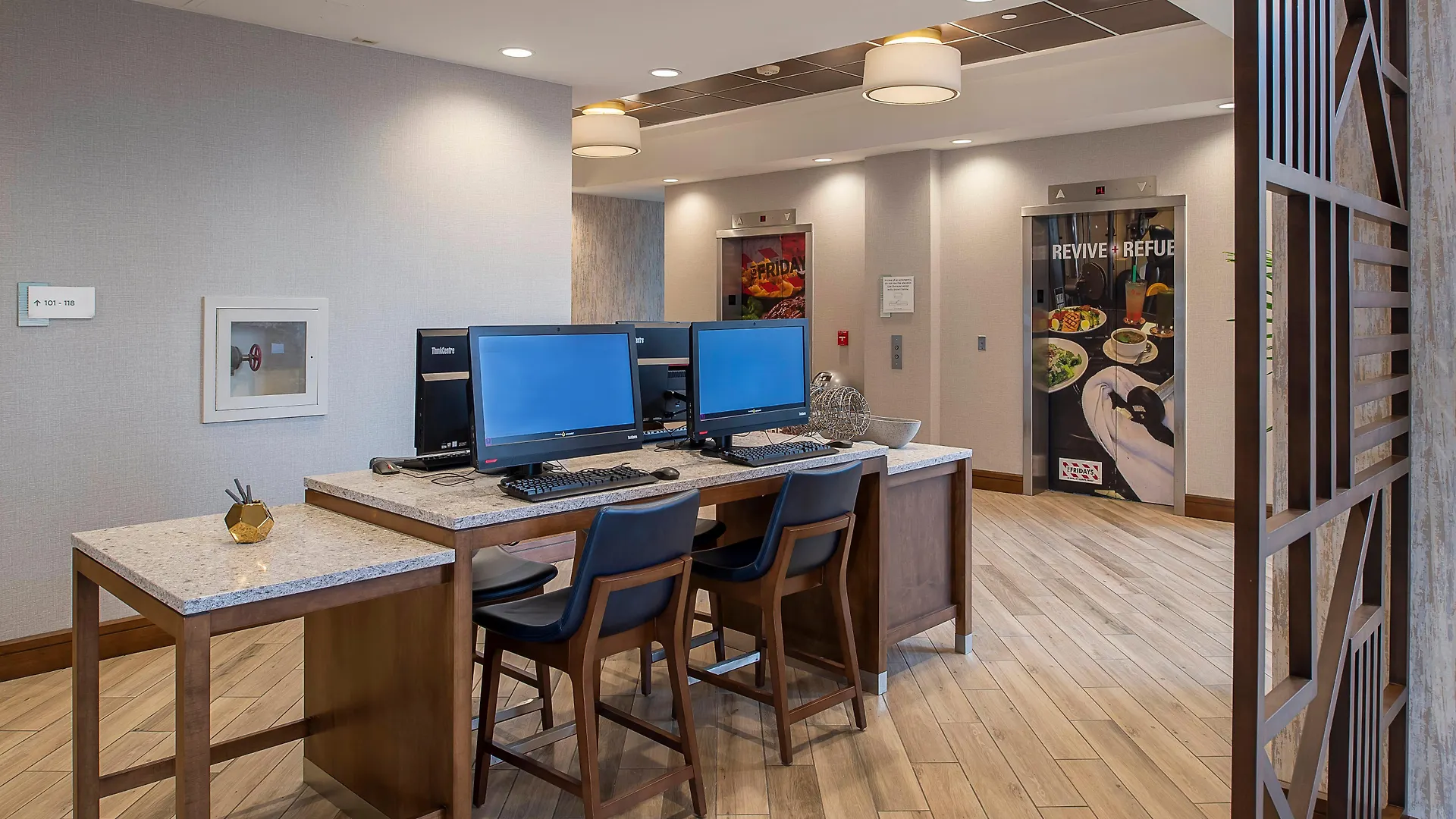 Crowne Plaza Hotel St. Louis Airport By Ihg Bridgeton