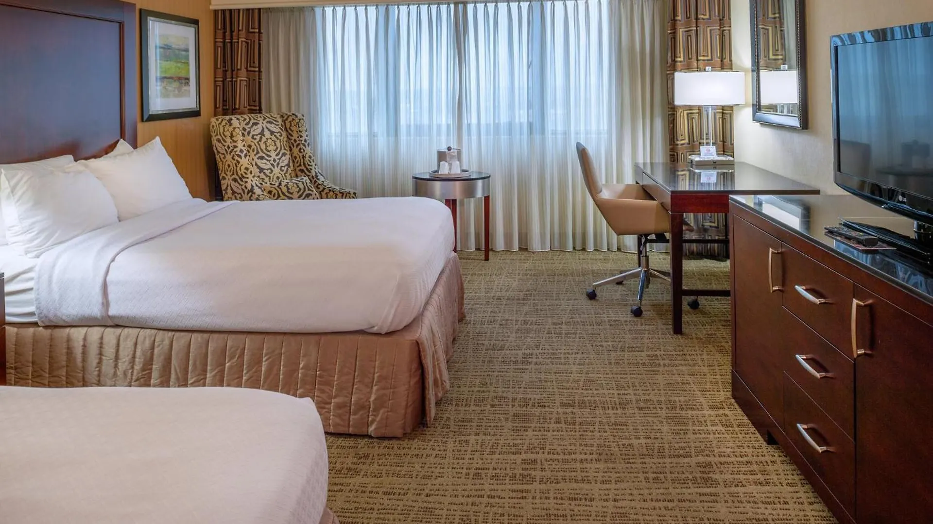 Crowne Plaza Hotel St. Louis Airport By Ihg Bridgeton