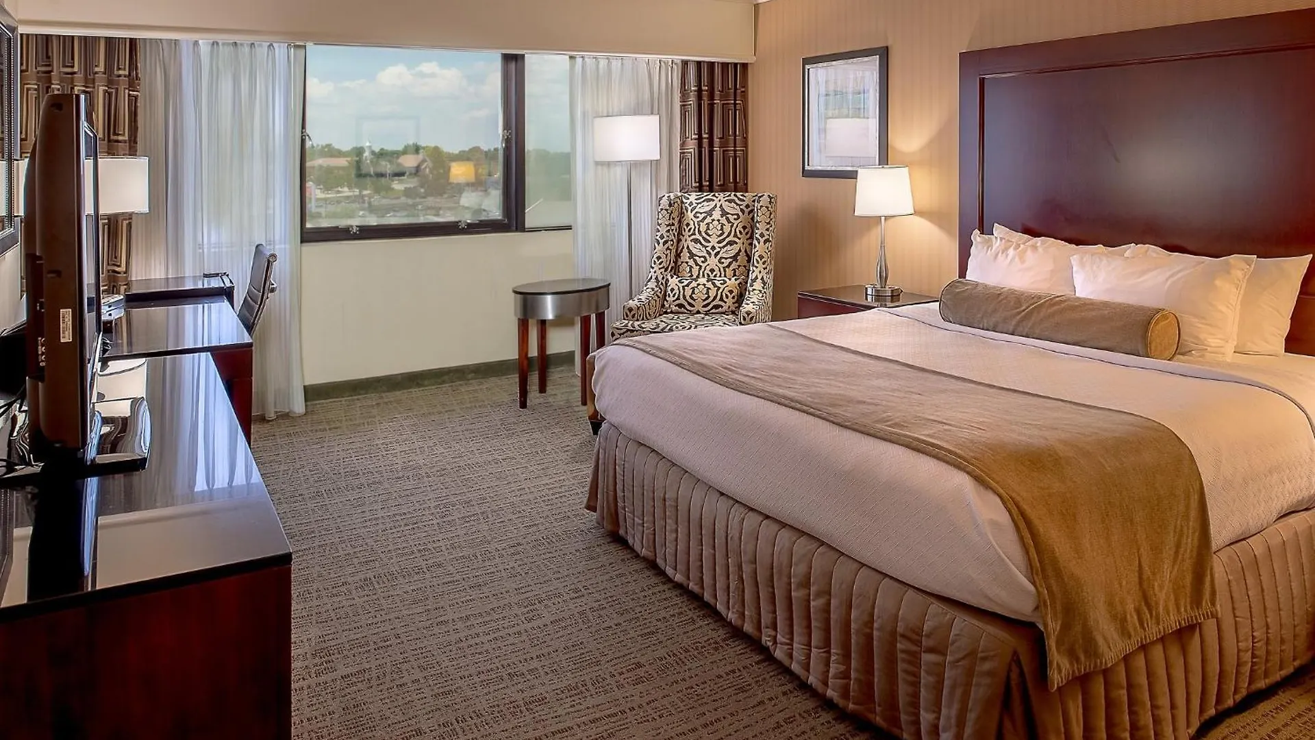 Crowne Plaza Hotel St. Louis Airport By Ihg Bridgeton
