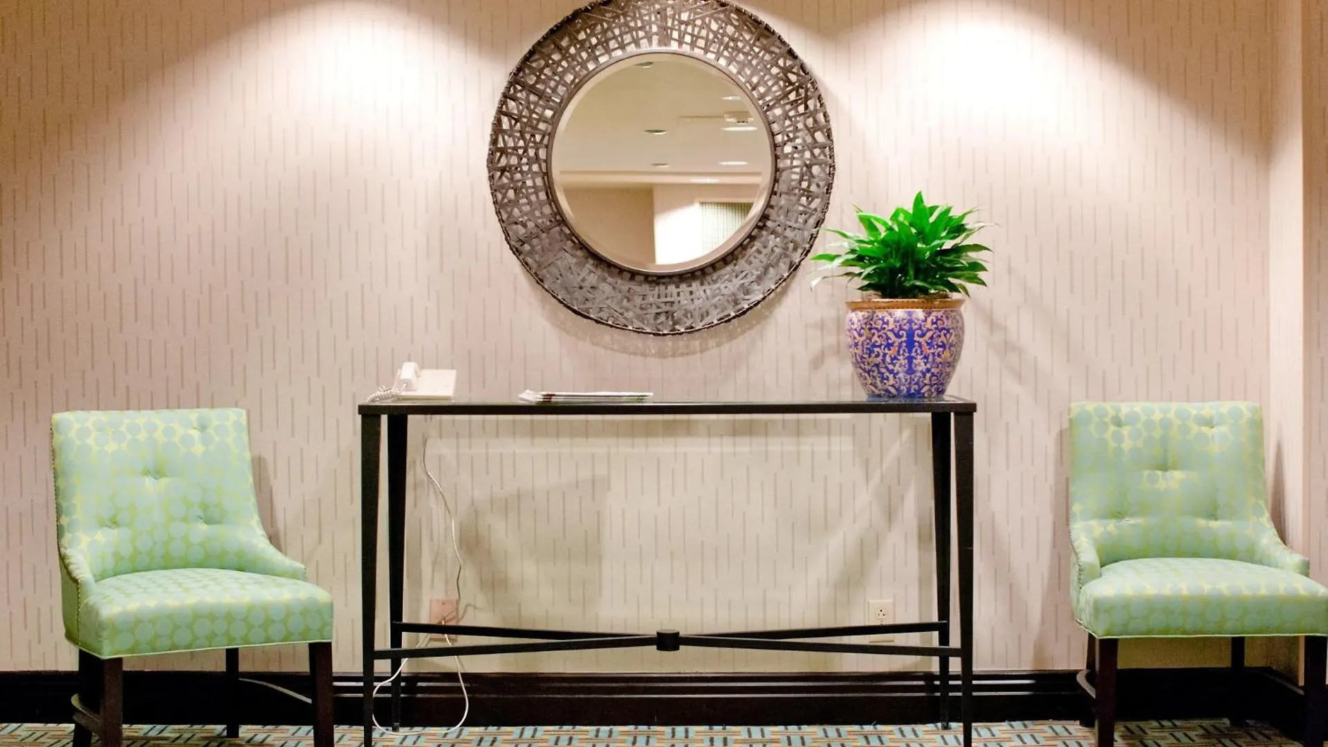 Crowne Plaza Hotel St. Louis Airport By Ihg Bridgeton