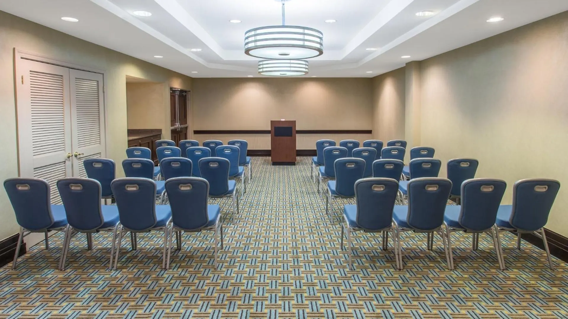 ****  Crowne Plaza Hotel St. Louis Airport By Ihg Bridgeton United States